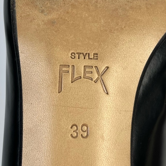 Bally Tipin Style Flex Black Leather Heels Gold Accent Size 39 - Picture 8 of 13